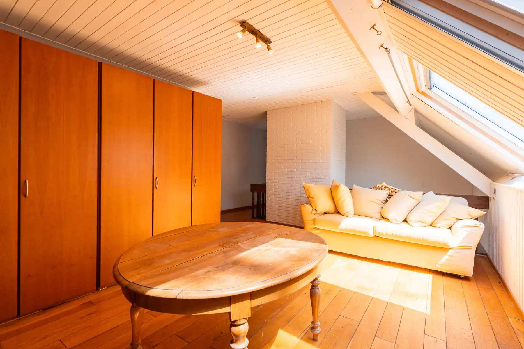 Charmante en ruime villa op een toplocatie in het groen foto 20