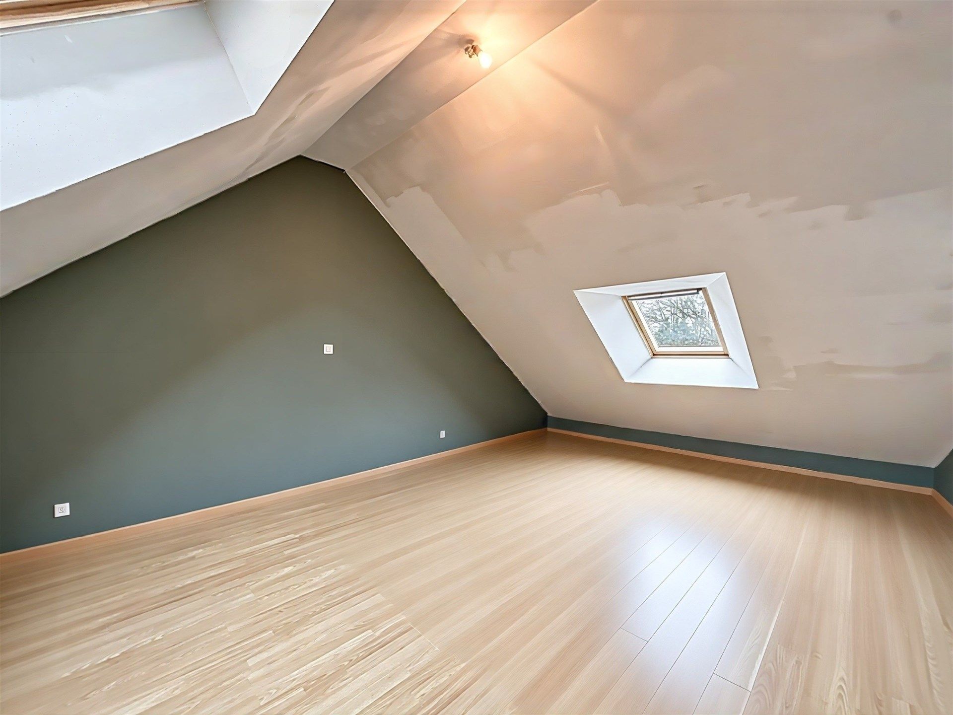 instapklare gezinswoning met 3 slp en oprit op toplocatie foto 15