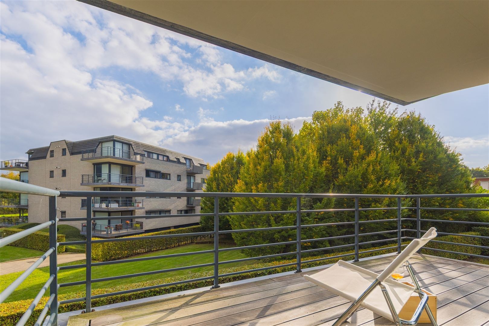 Instapklaar en ruim appartement met groene uitzichten nabij het centrum van Mortsel foto 22