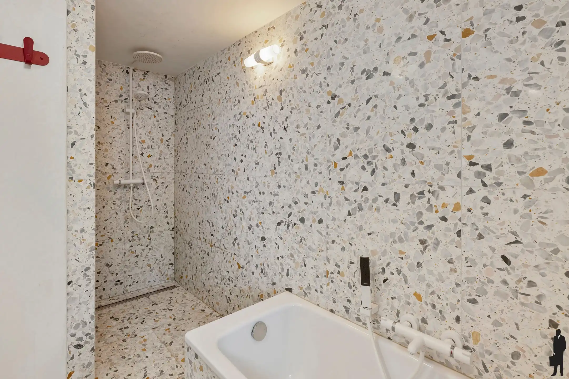 Ruim duplexappartement met prachtige tuin man 130m² foto 17