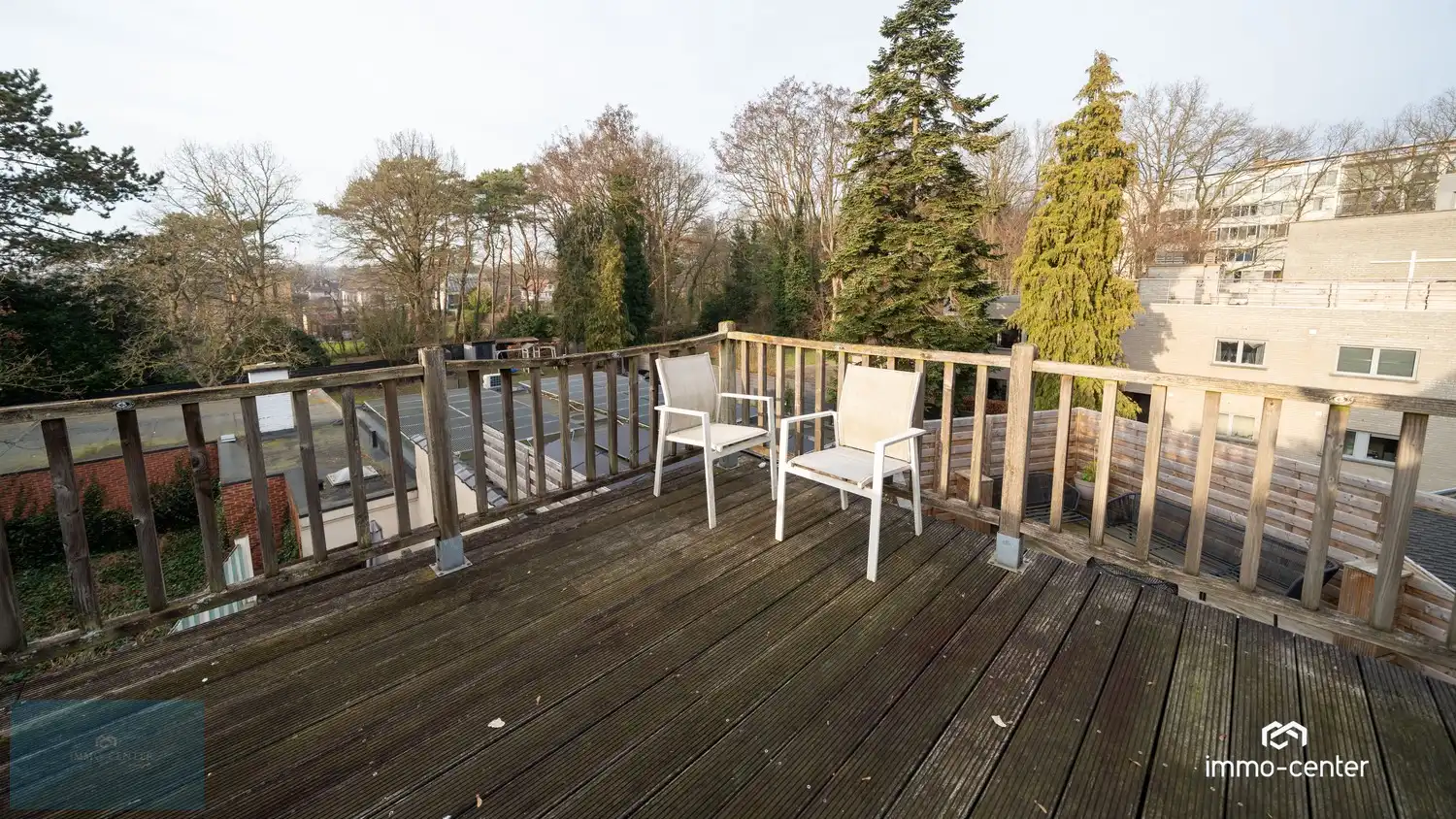 Lichtrijk appartement – 2 slpk – 2 terrassen – TOPLIGGING net buiten het centrum foto 17