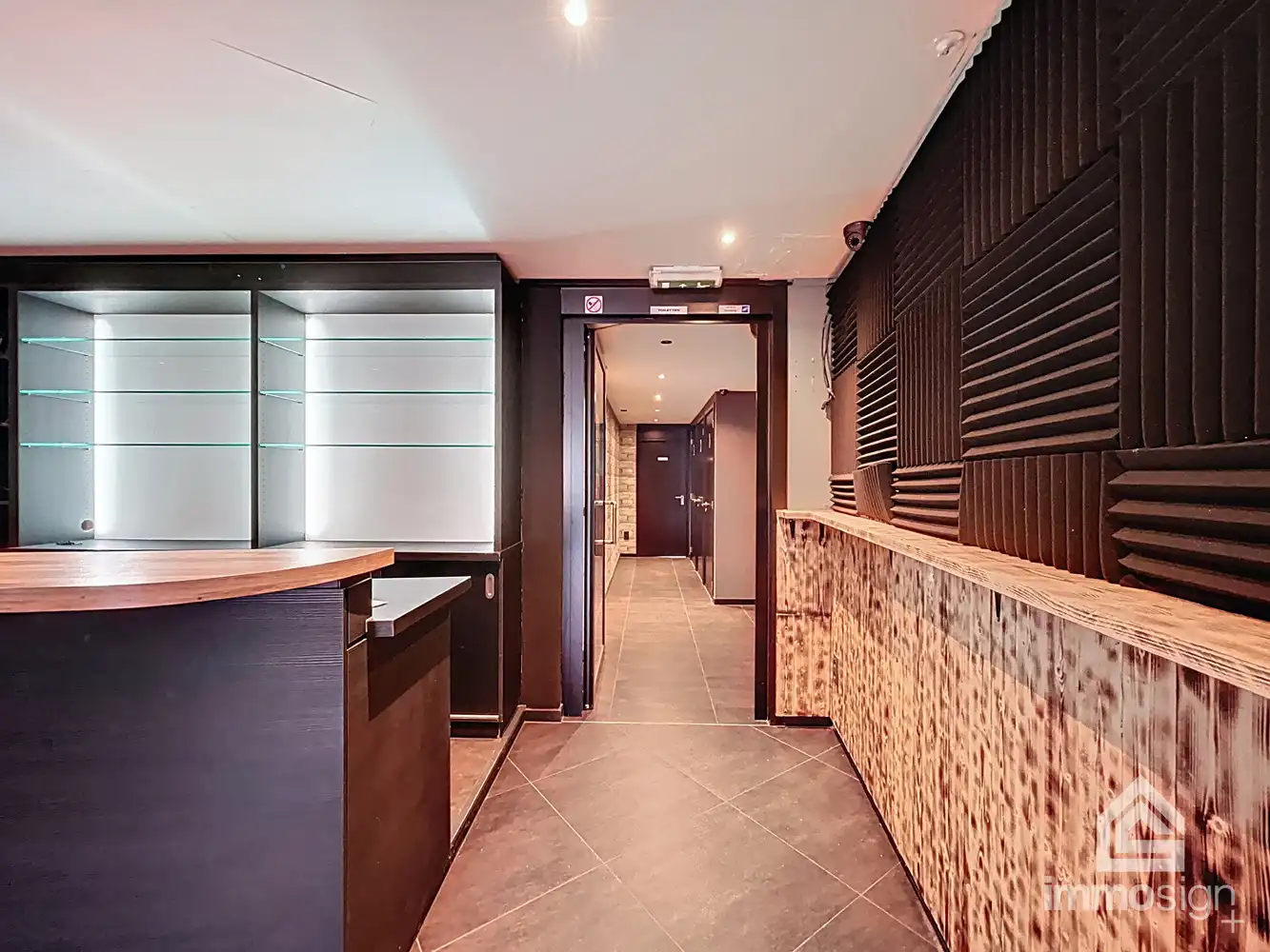 Ideale locatie voor jouw zaak in het hart van Hamont! foto 9