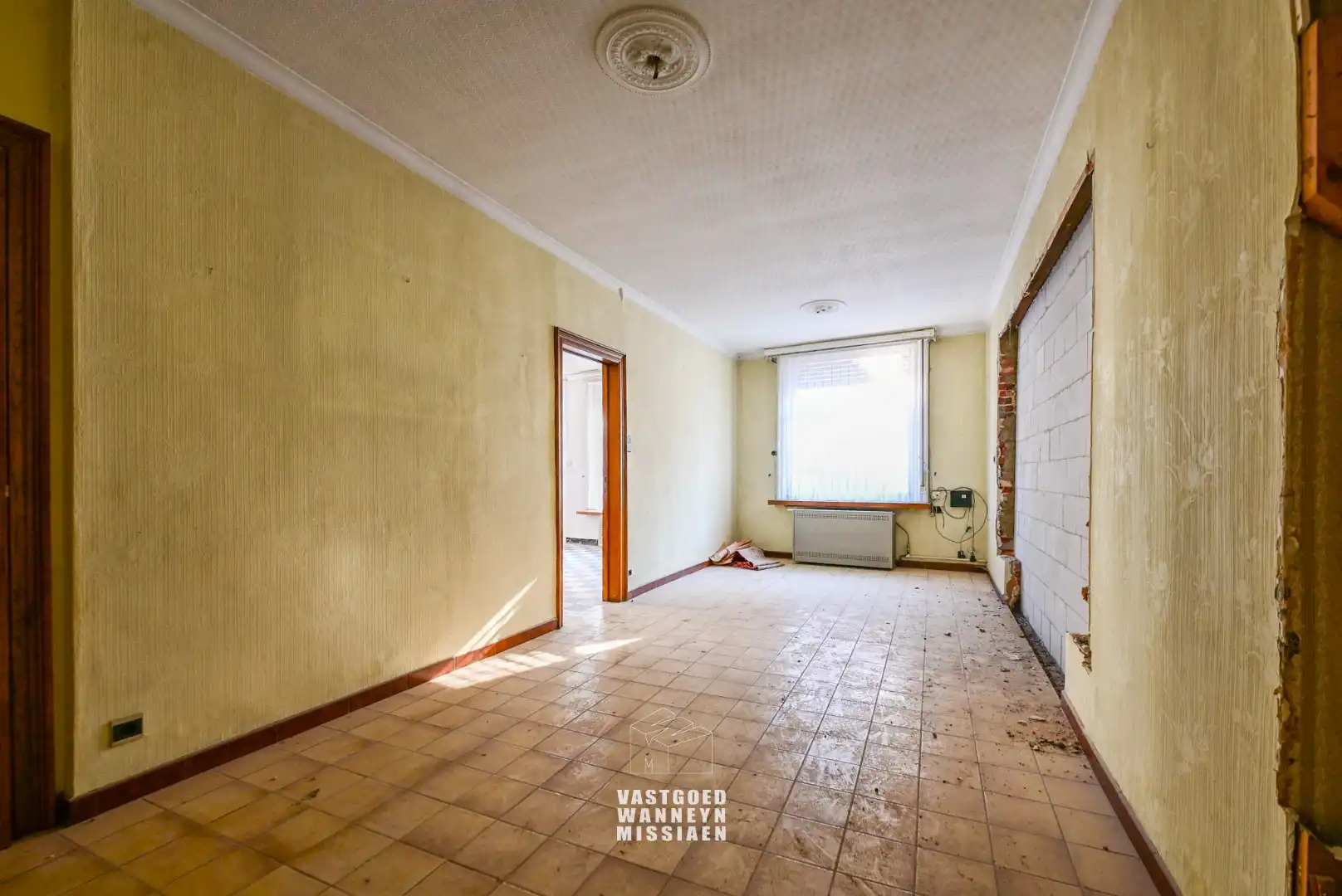 Casco woning met kantoorfunctie, ruime garage en een knusse binnenkoer foto 8