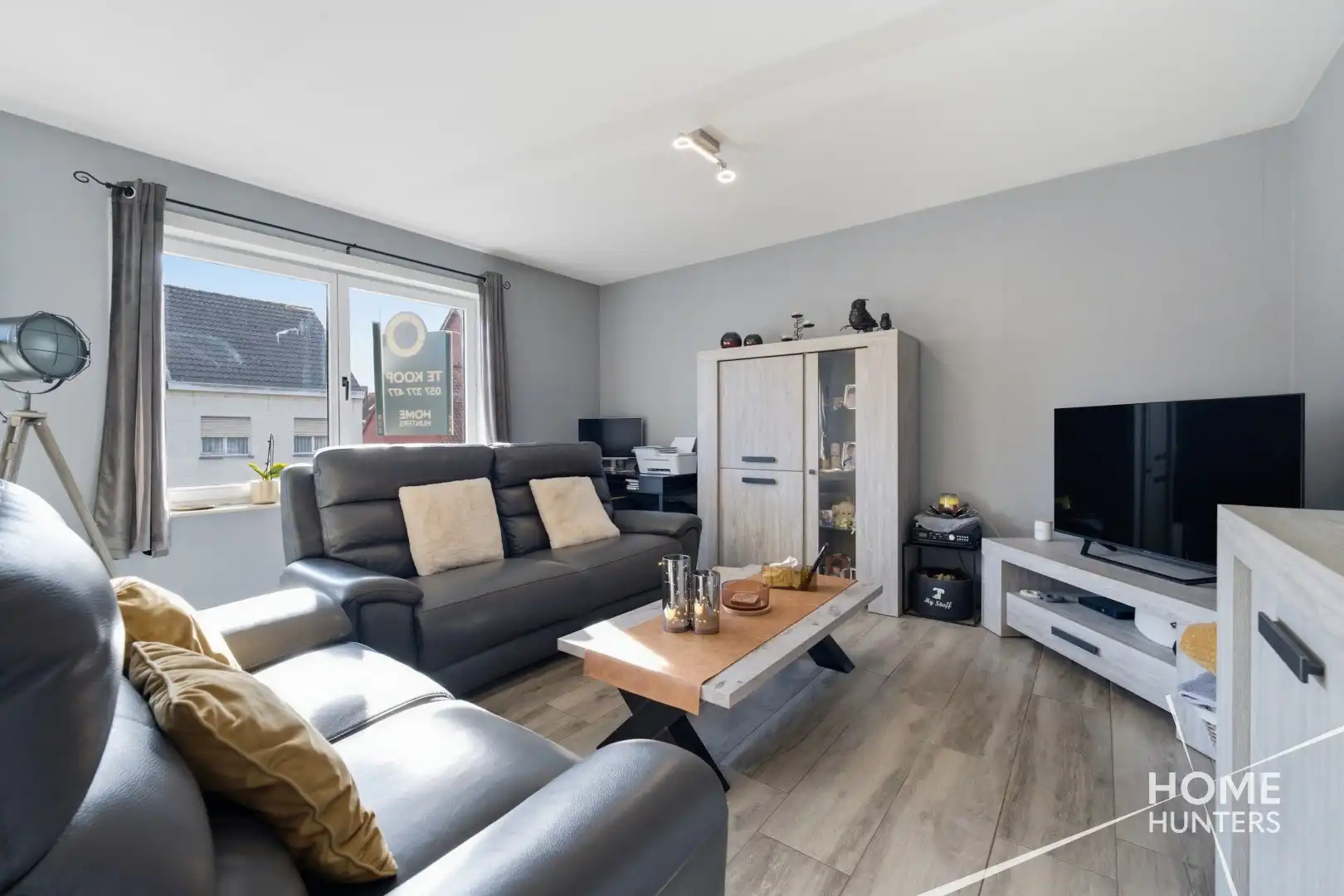 LICHTRIJK EN GERENOVEERD 3-SLAAPKAMERAPPARTEMENT OP CENTRALE LIGGING IN OUDENBURG foto 5