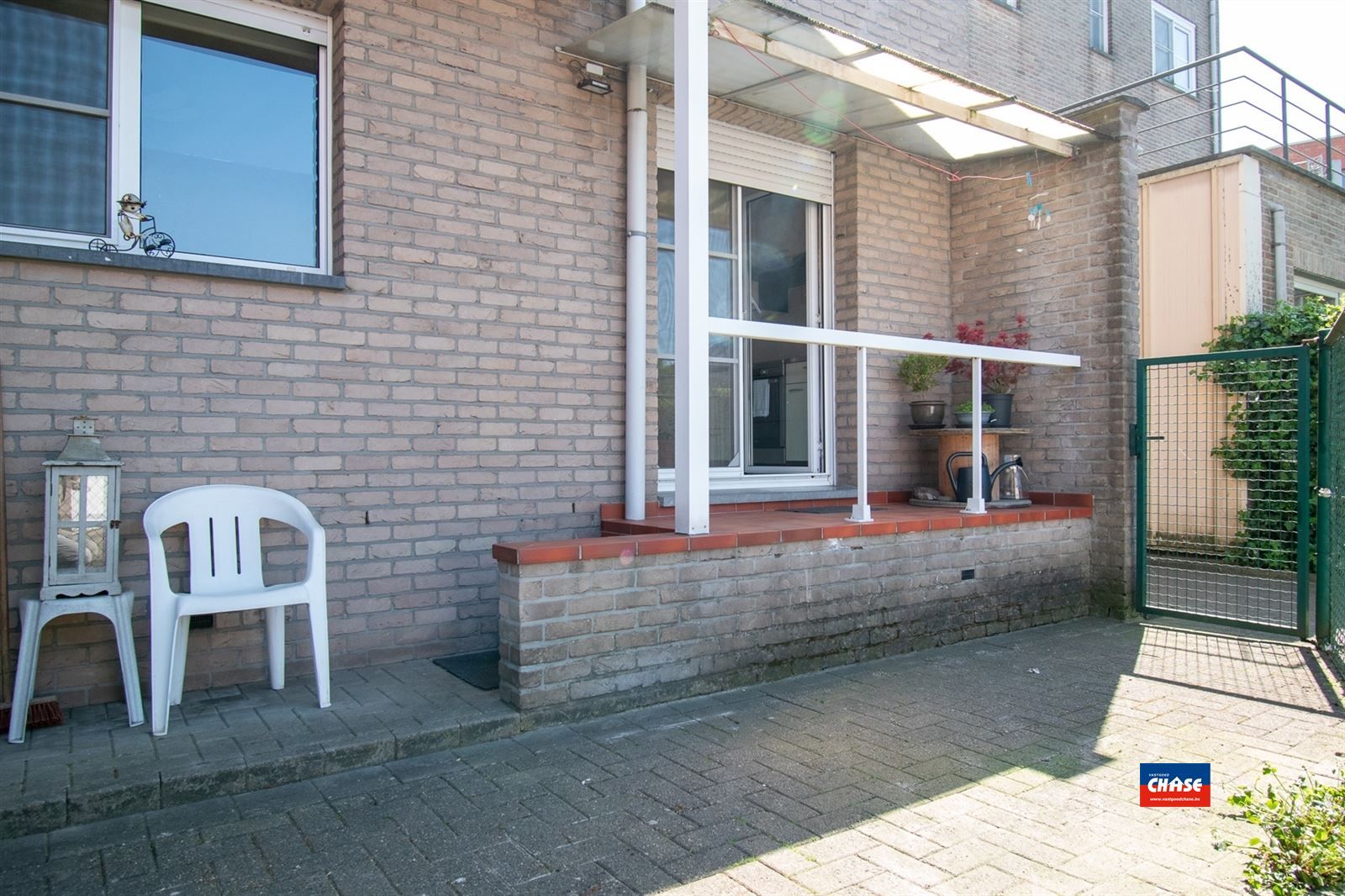 Instapklaar gelijkvloersappartement met 1 slaapkamer en tuin foto 5