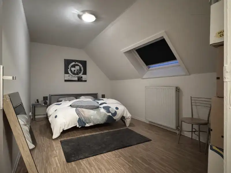 Mooie duplex met groot terras en carport in centrum Houthalen foto 11