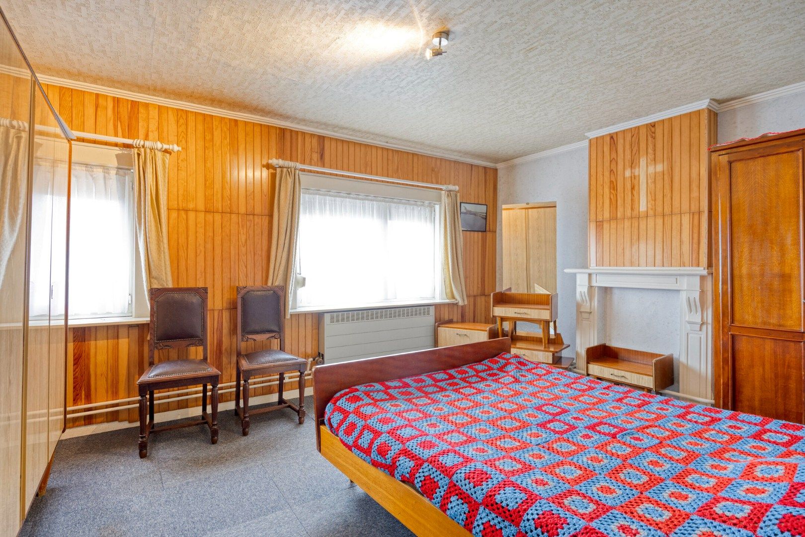 Rustig gelegen te renoveren woning op een mooi perceel van 13 are. foto 15