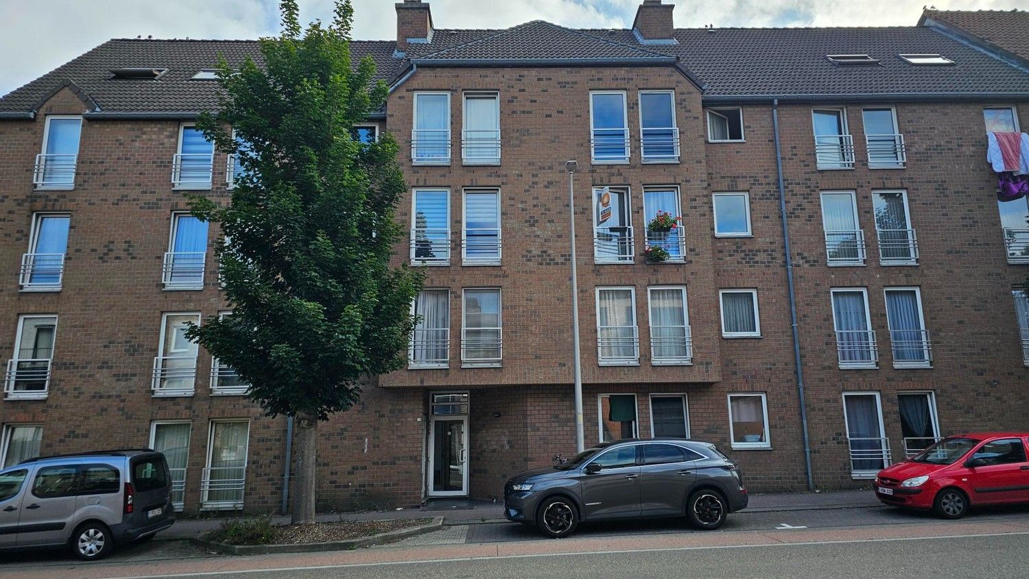 Gezellig appartement met 1 slaapkamer, centraal gelegen nabij het centrum van Genk. foto {{pictureIndex}}