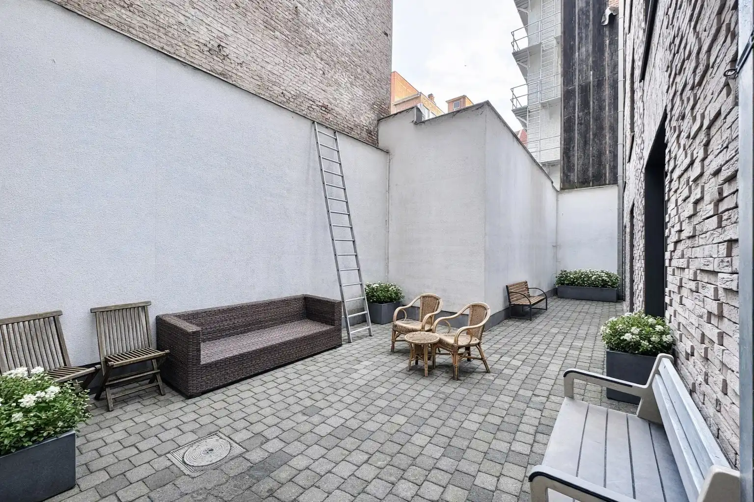 Moderne instapklare studentenkamer in hartje Antwerpen foto 9