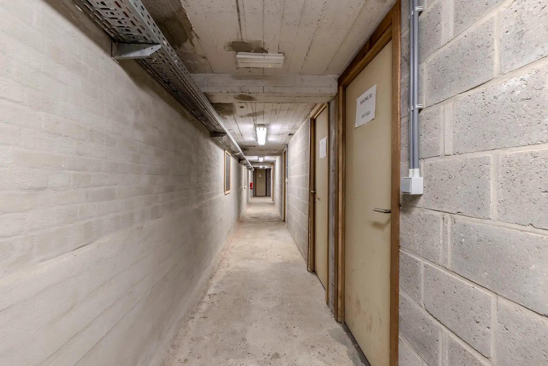 Mooi app. op leuke locatie, momenteel verhuurd! foto 22