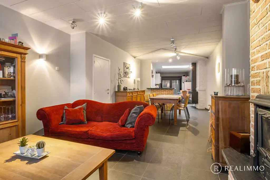 Gezellige en charmante woning te St-Denijs! foto 7