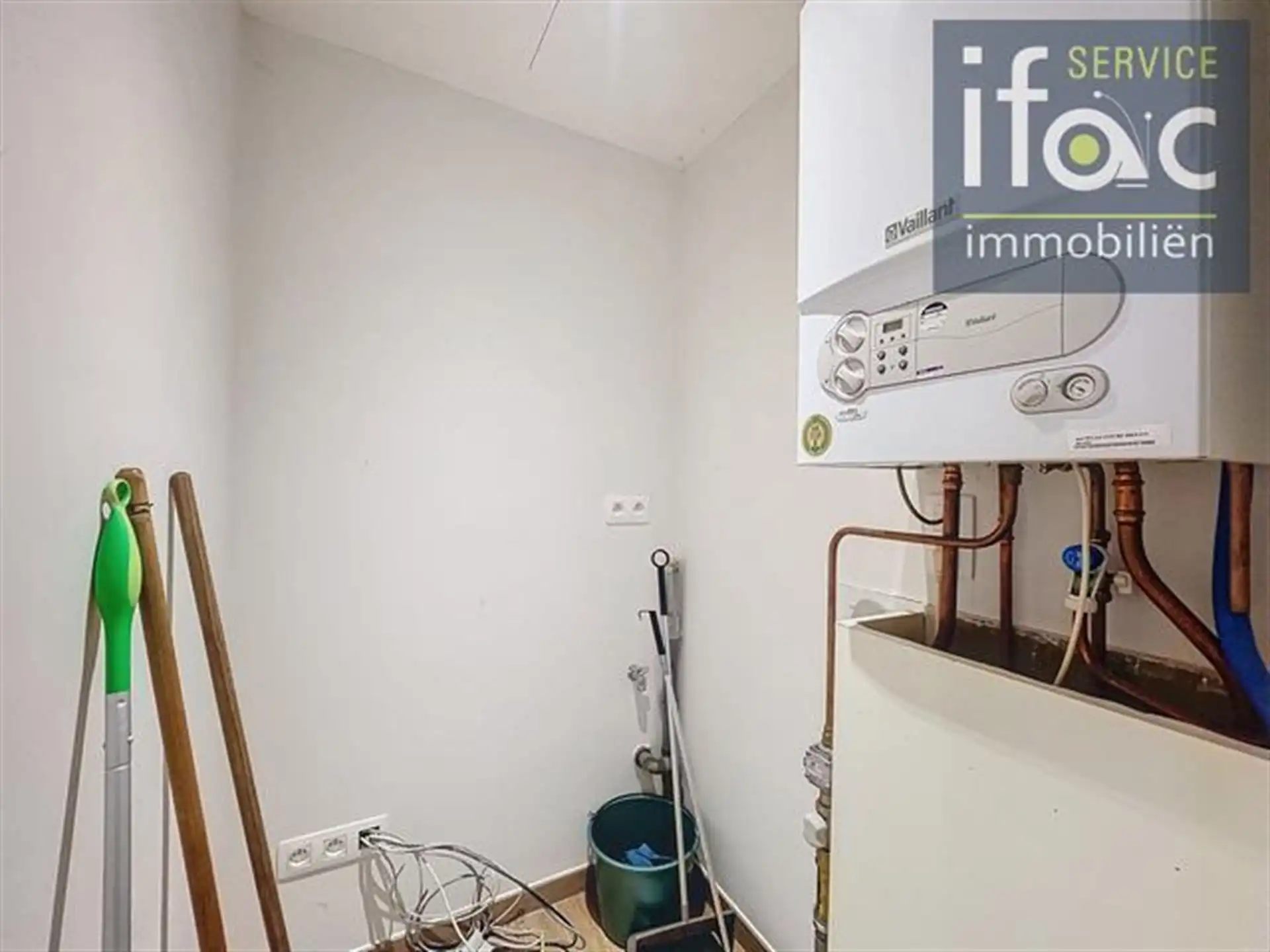 Prachtig gerenoveerd één slaapkamerappartement foto 9