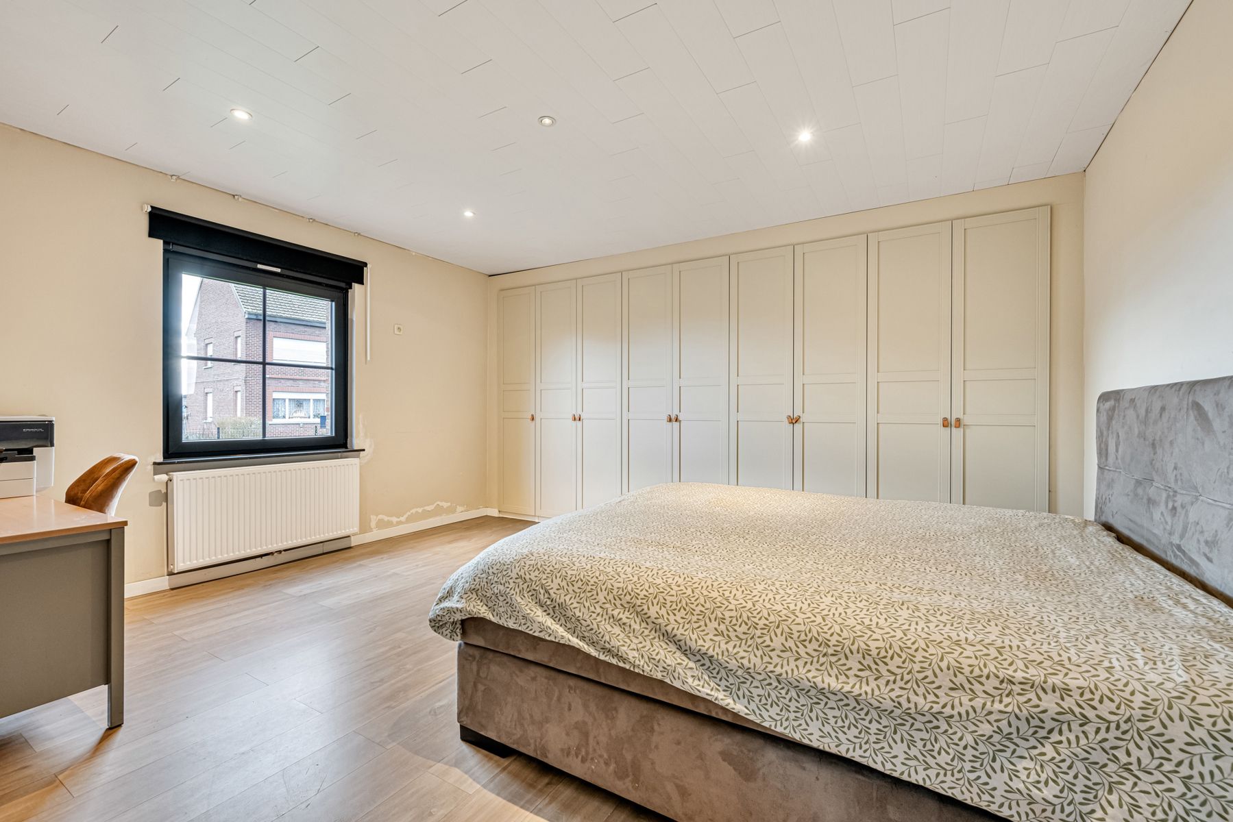 Gerenoveerde open bebouwing te koop in Moerbeke met 4 slpks foto 10