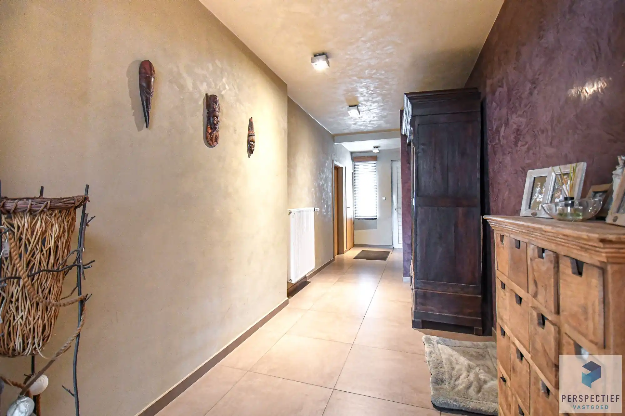 BEZOEKMOMENT ZATERDAG 07/02 VAN 9U TOT 10U30 | Ruime, instapklare woning met 4 slaapkamers, garage en magazijn op 970 m² foto 13