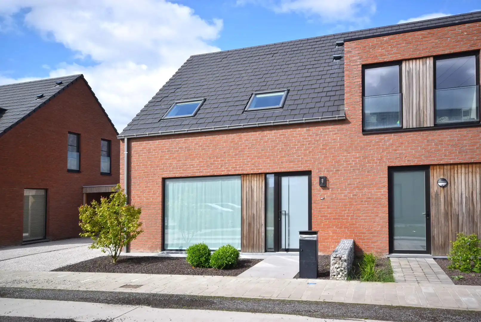 Instapklare gezinswoning te huur in Roeselare foto 15