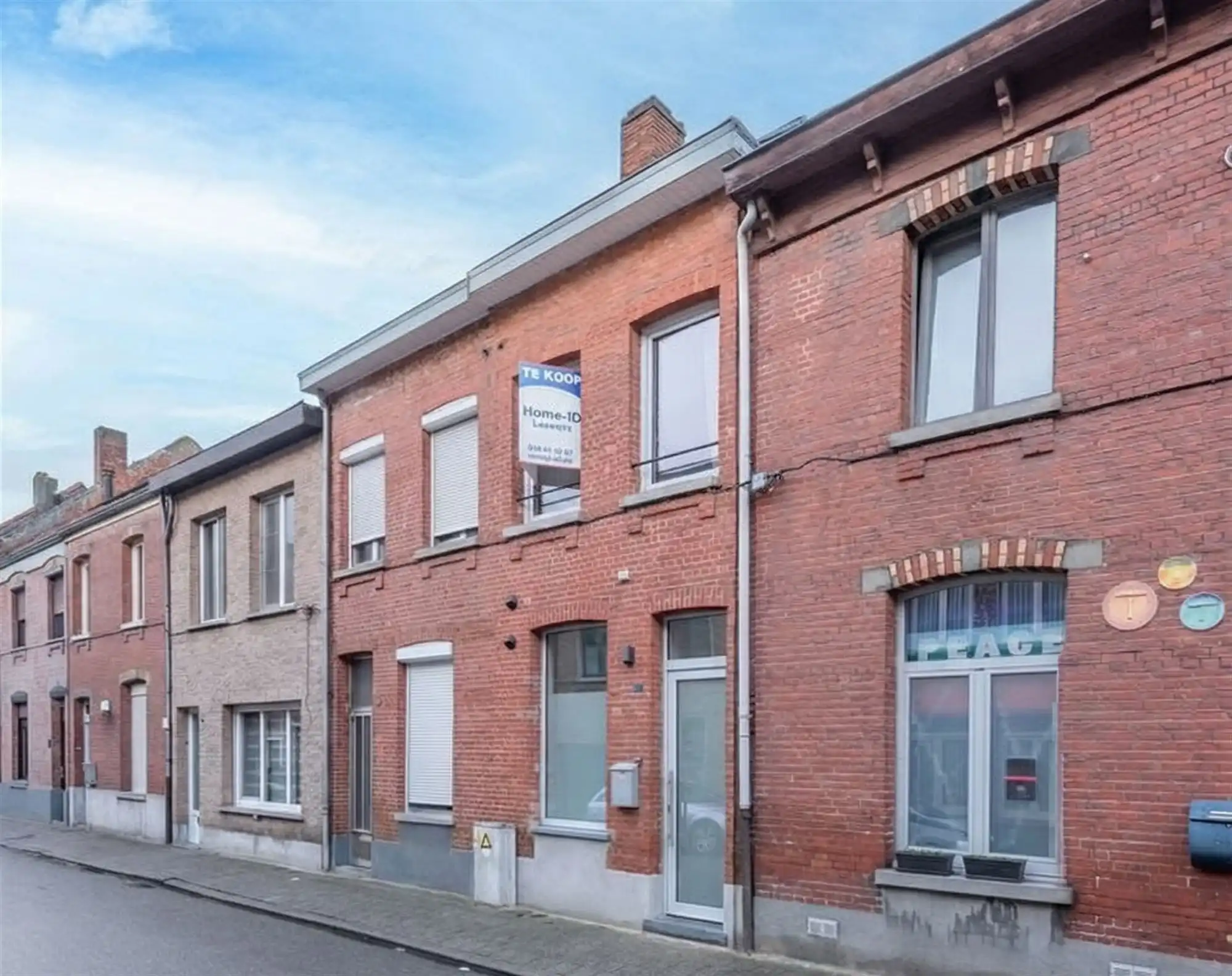 uniek gerenoveerde stadswoning met 4 slks en tuin foto 3