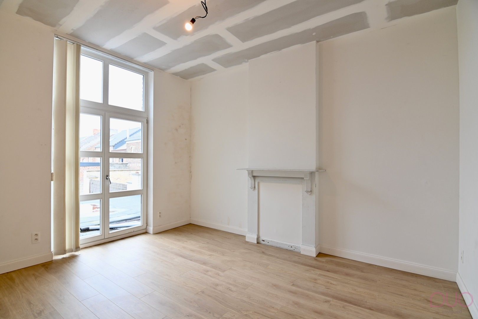 Instapklare herenwoning in het hartje van Sint-Truiden met 6 slaapkamers foto 11