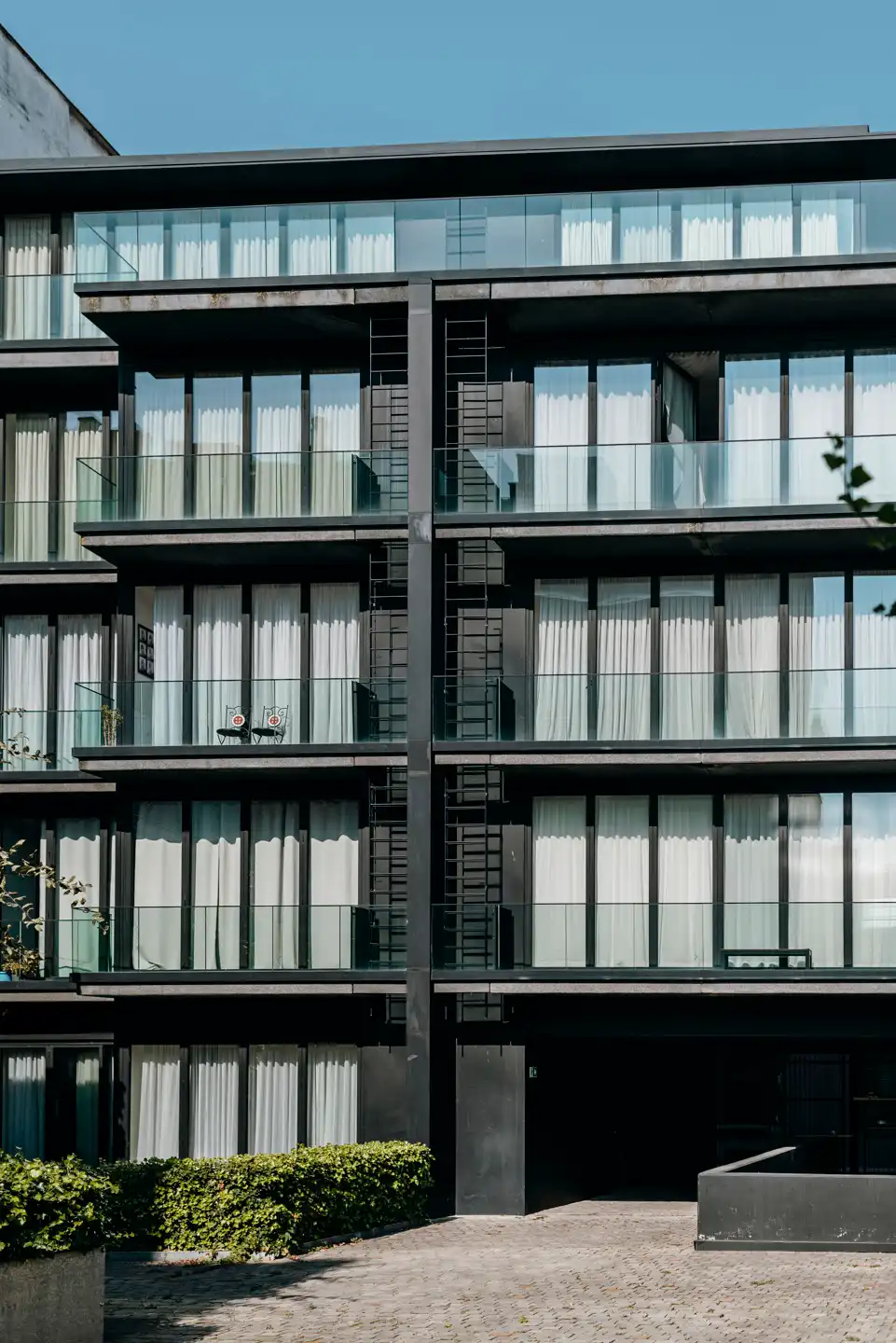 ANTWERPEN - Zonnige loft nabij Theaterplein foto 3