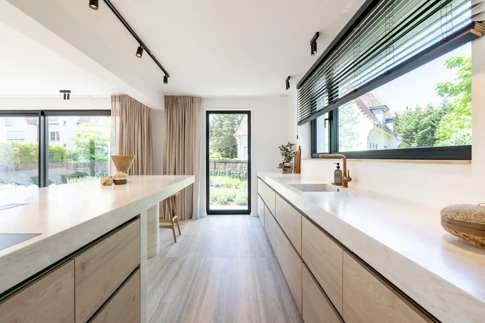 Charmante gerenoveerde villa verscholen in een paadje van het Zoute foto 15