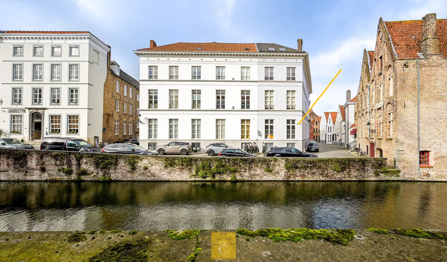 2 ruime kantoorruimtes met hoge plafonds in charmant herenhuis foto {{pictureIndex}}