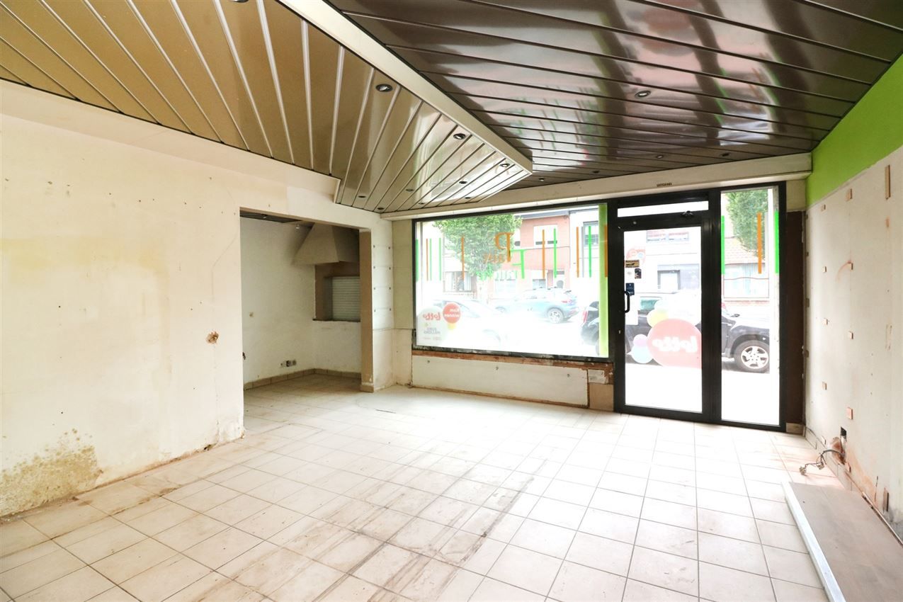 handelszaak met veel mogelijkheden in centrum foto 6