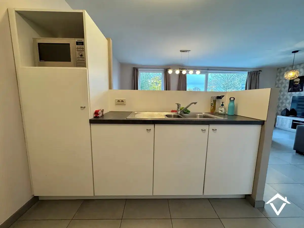 Instapklaar appartement met 2 slaapkamers en garage te Torhout foto 13