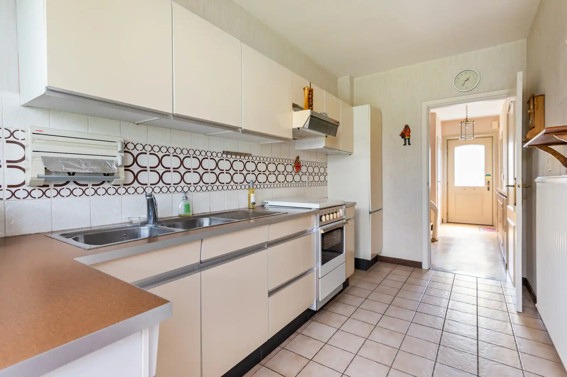 Te renoveren charmante woning op top locatie in Kapellen foto 12