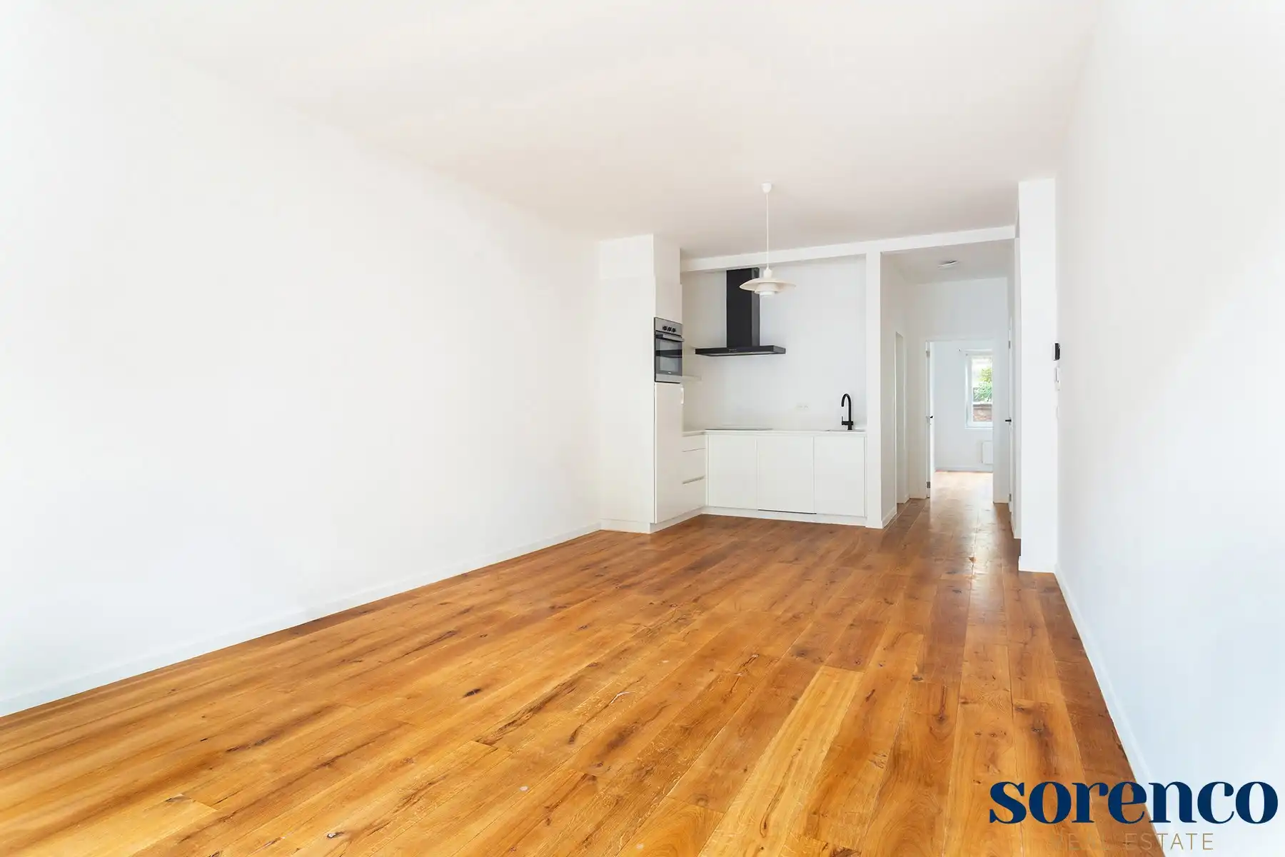 Wilrijk - Recent gerenov. 2 slpk gelijkvloers app. met tuin  foto 6