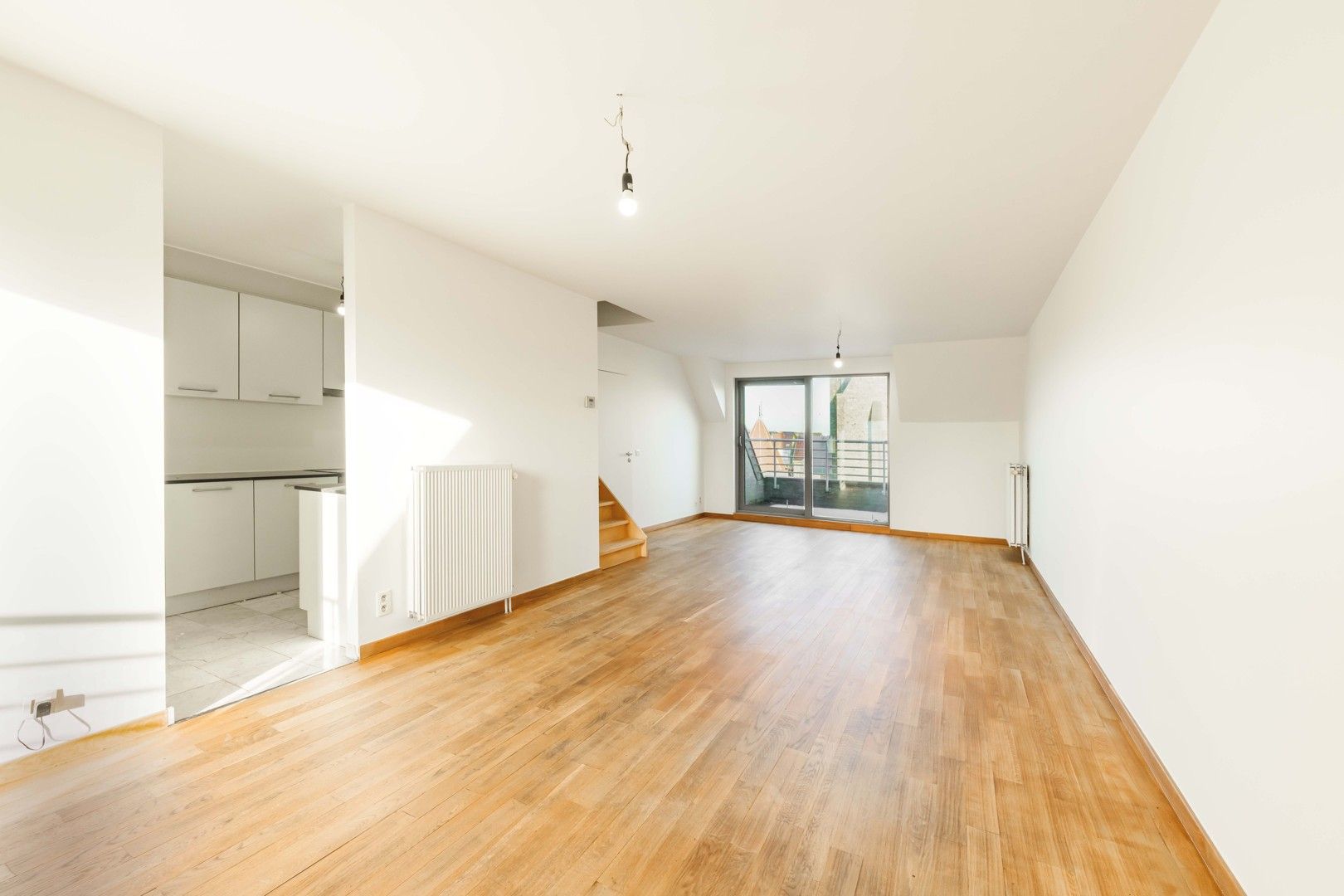 Instapklaar duplex-appartement met 3 slaapkamers te centrum Tielt! foto 3