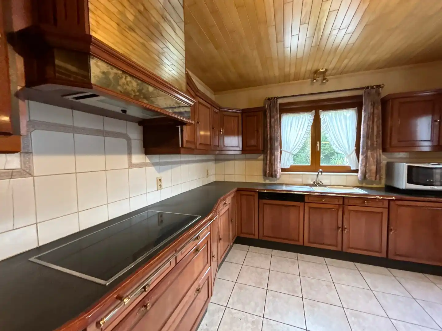 Gelijkvloerse gezinswoning in doodlopende straat. foto 11