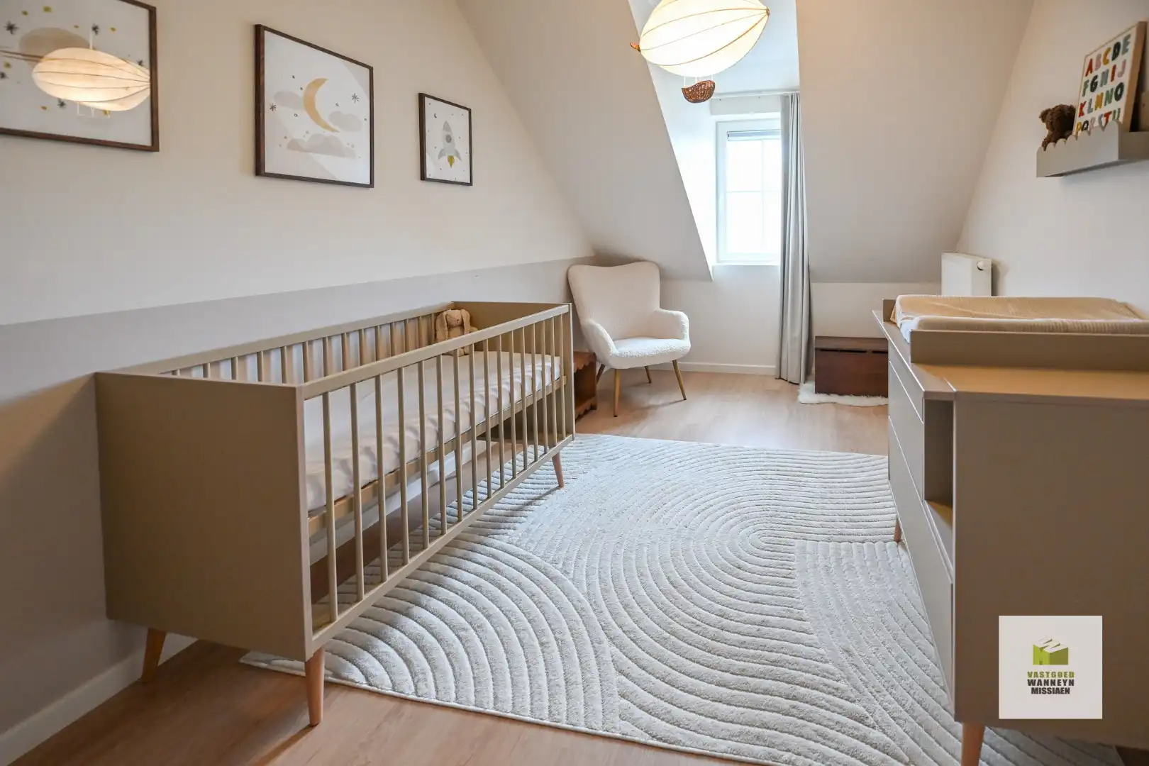 Energiezuinige woning met 4slpk en mooie tuin op topligging! foto 15