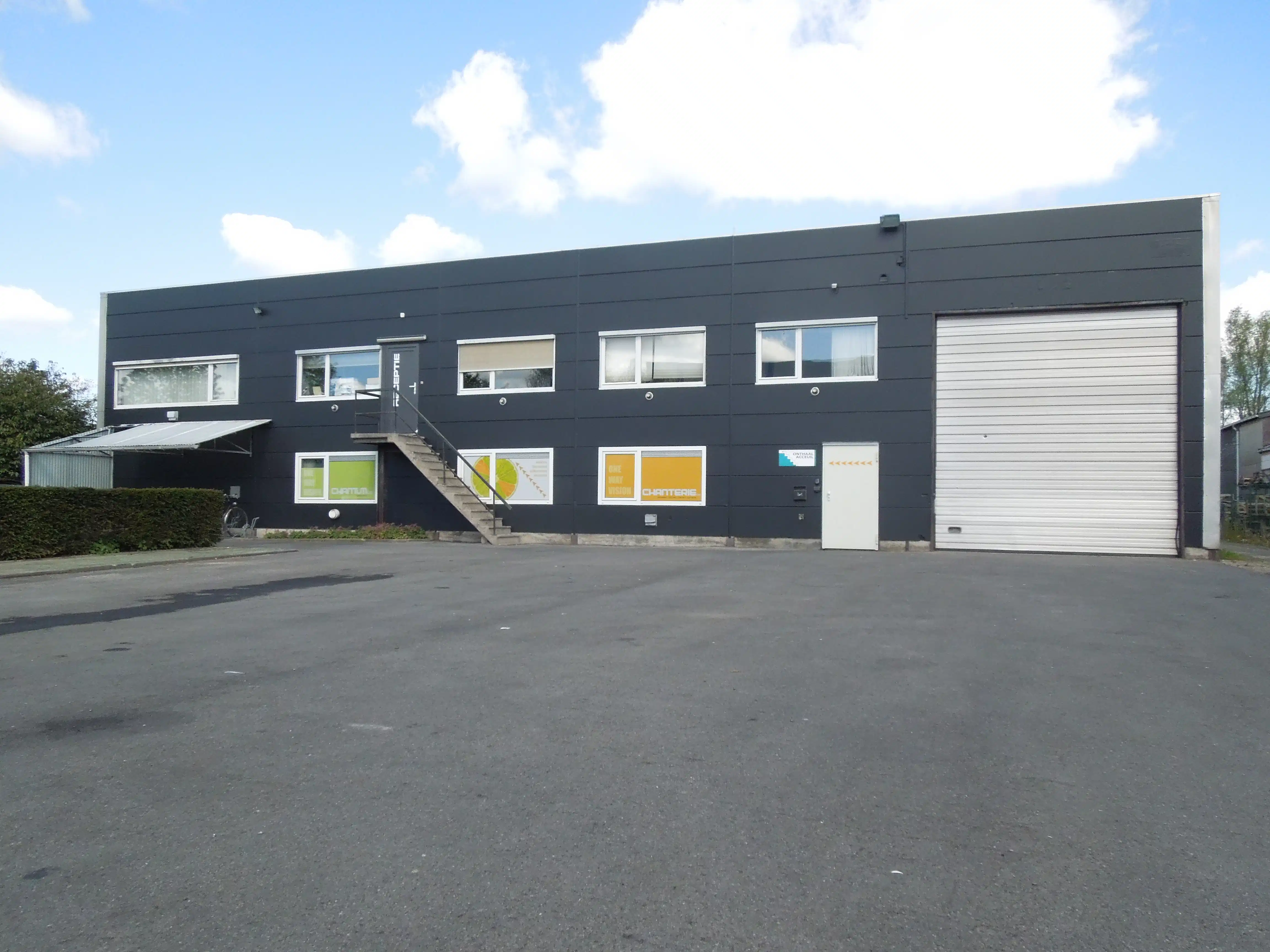 Bedrijfsvastgoed te koop E3-laan 55 - 9800 Deinze