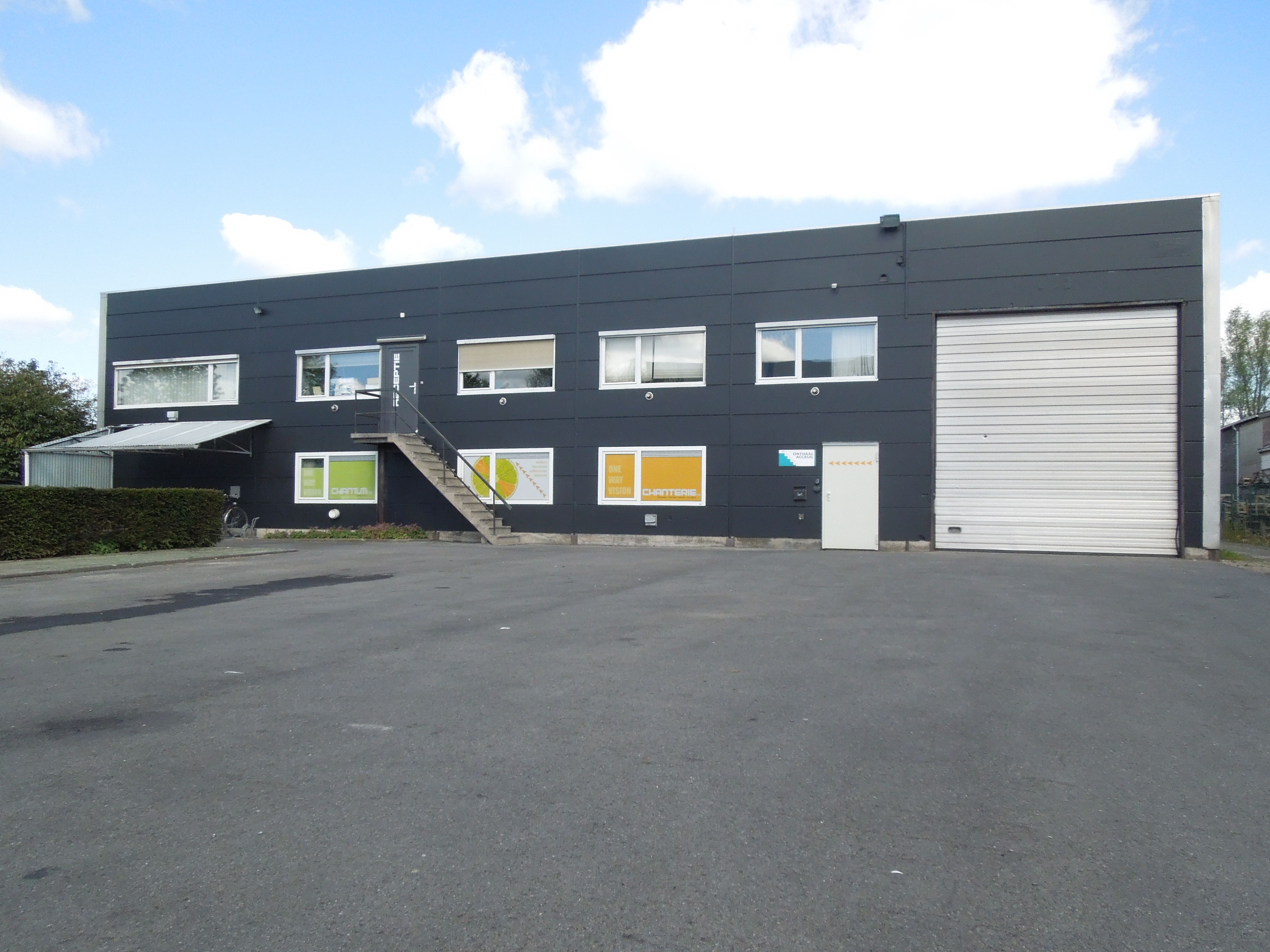 Bedrijfsvastgoed te koop E3-laan 55 - 9800 Deinze