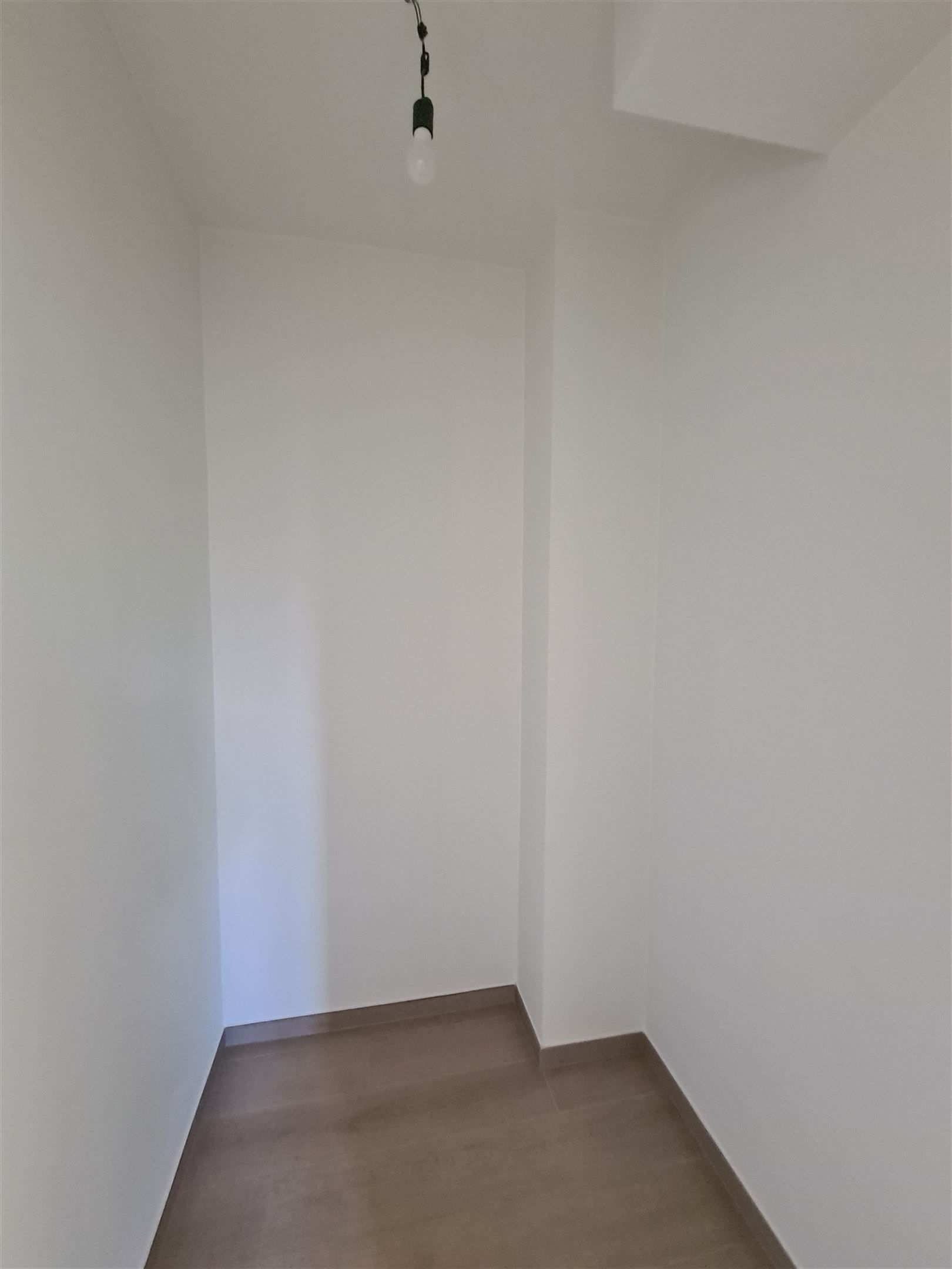 Licht nieuwbouw appartement in toffe wijk foto 13