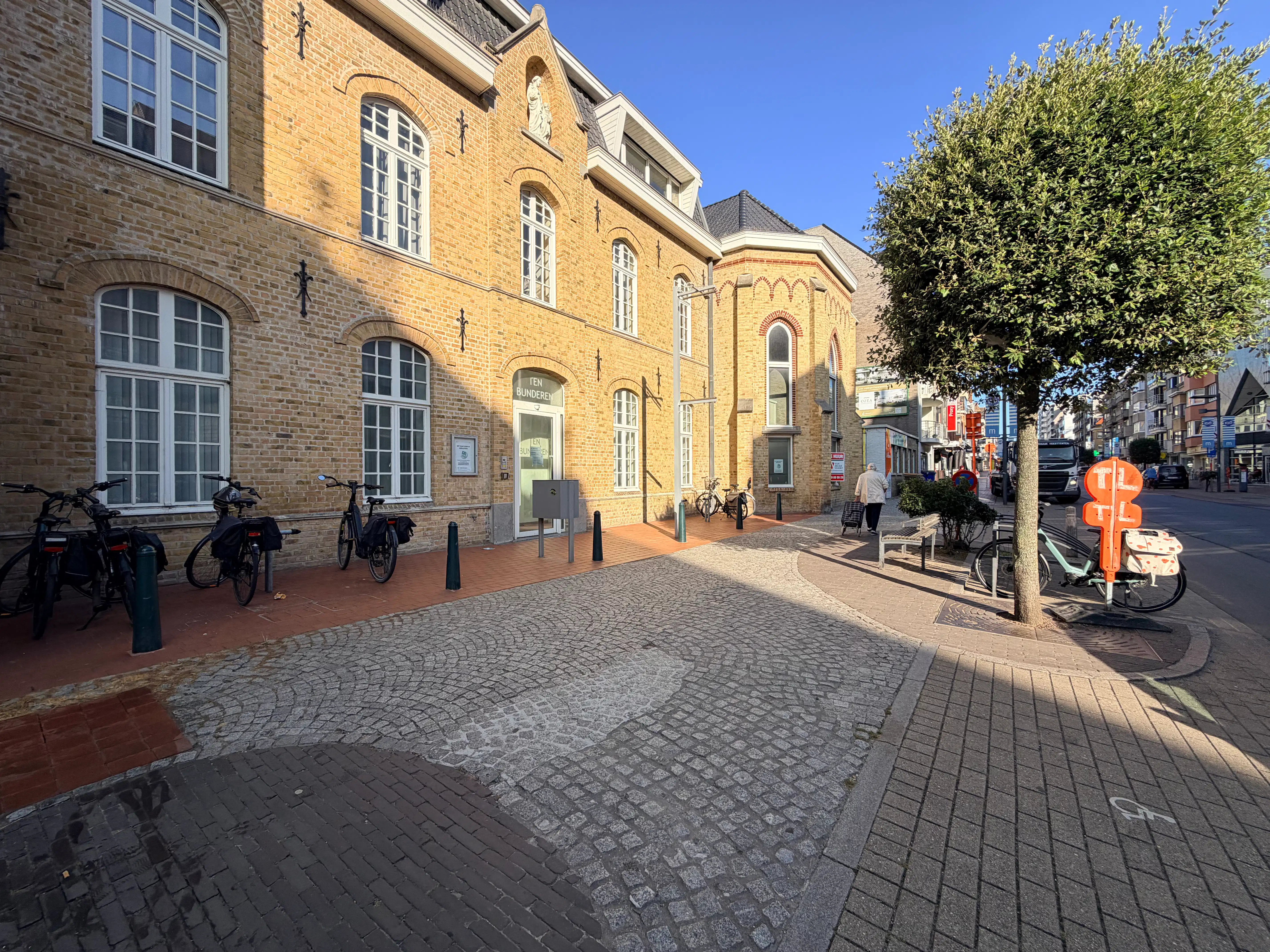 Instapklaar handelsgelijkvloers 250 m² Middelkerke foto 18
