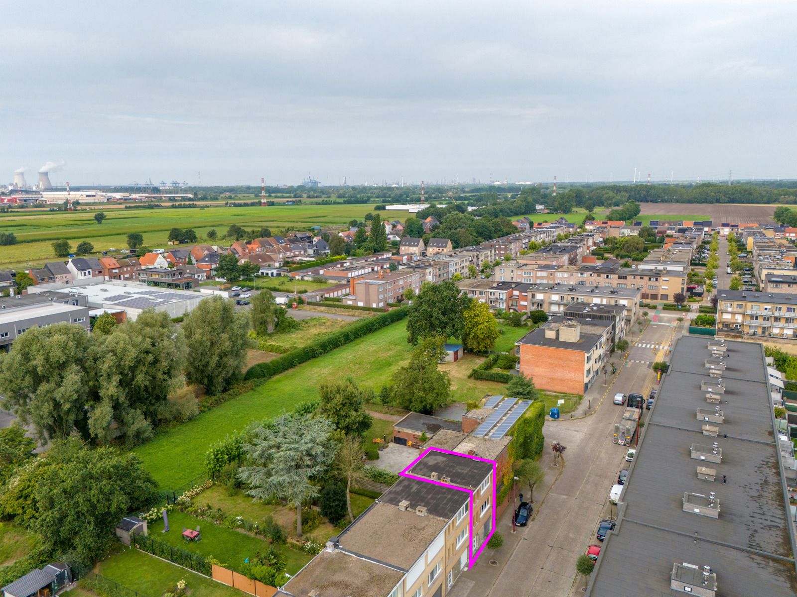 Verzorgde woning met 3 slaapkamers, garage en tuin! foto 17