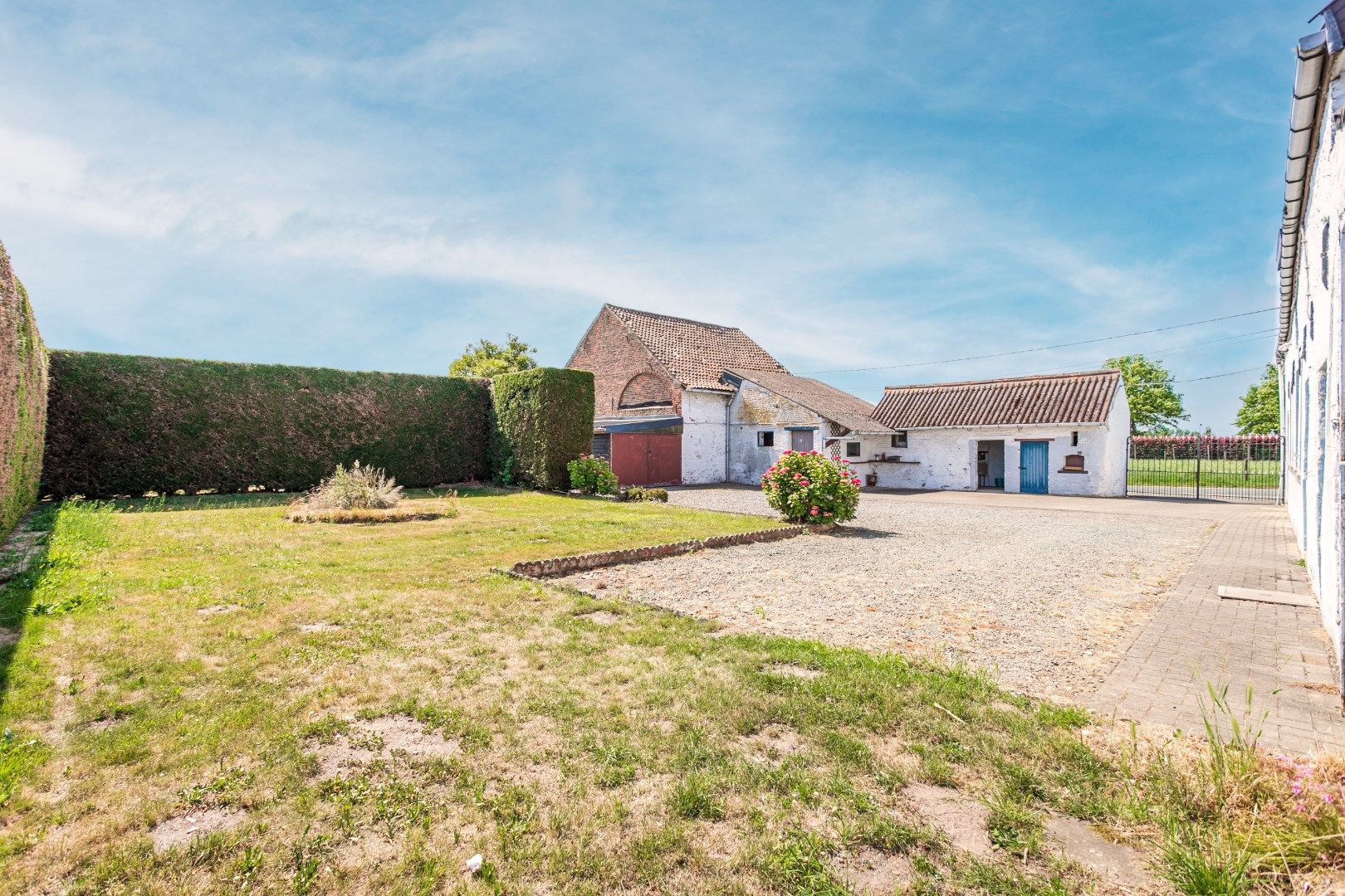 Te renoveren woning met 3 slaapkamers, loods en weide op 59a in het groene Pepingen foto 14