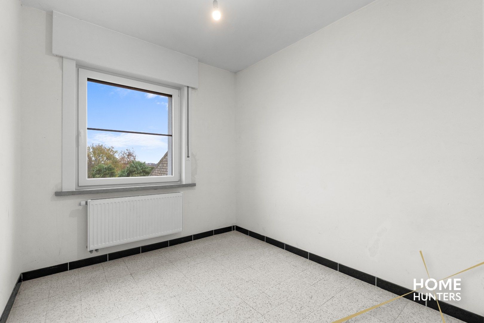 Woning met riante loods van 275m² op centrale ligging in regio Wervik foto 15