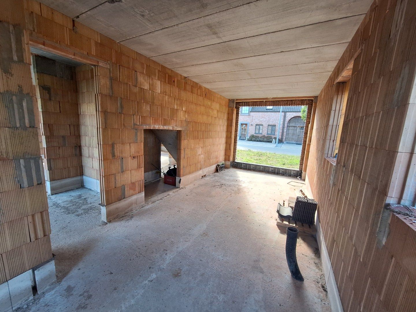 Alleenstaande nieuwbouwwoning met 5  SLK in een rustige omgeving te Damme foto 9