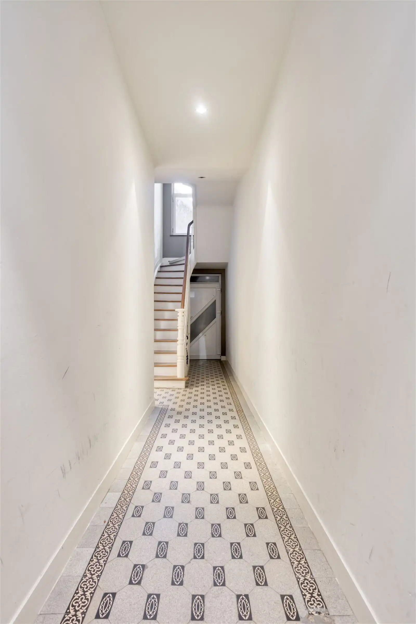 Gerenoveerd appartementsblok met 3 appartementen  foto 2