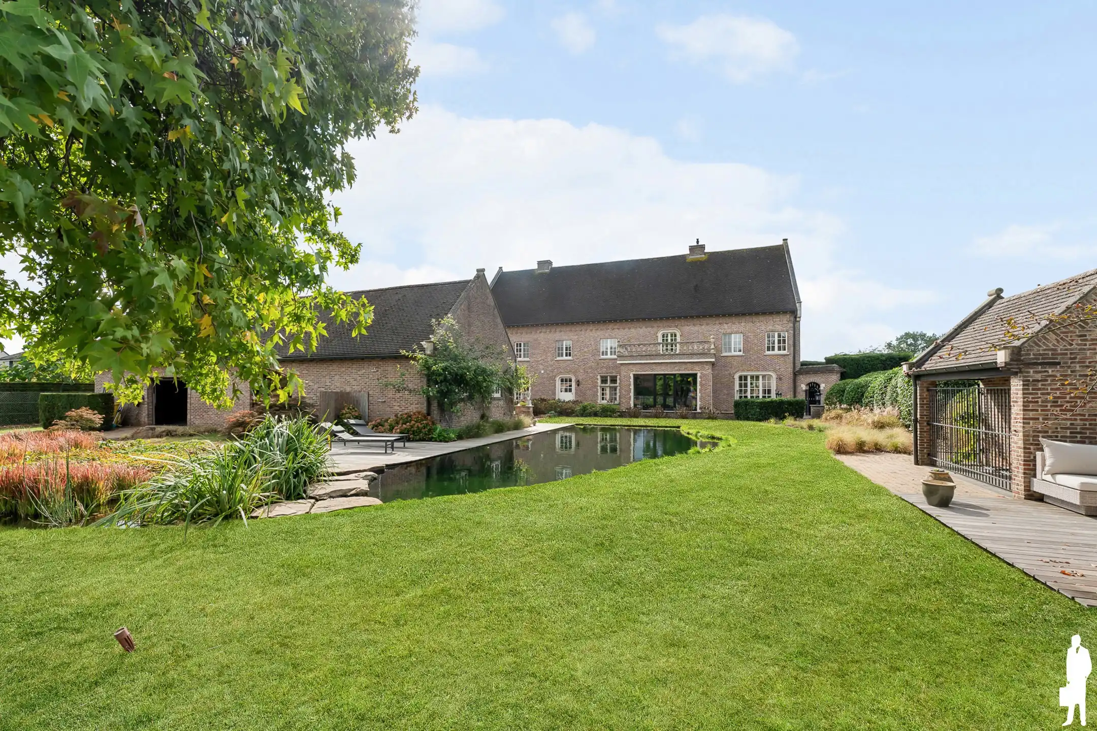 Exclusieve villa met praktijkruimte op domein van 1,4 ha foto 33