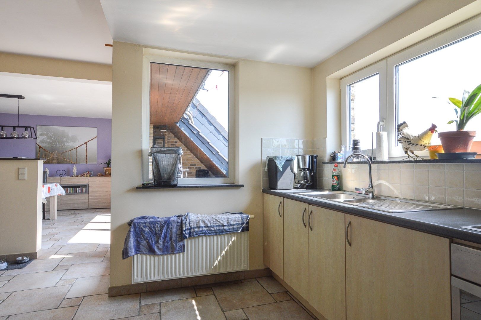 Ruim appartement met 3 slaapkamers en garagebox te huur centrum Veldegem foto 7