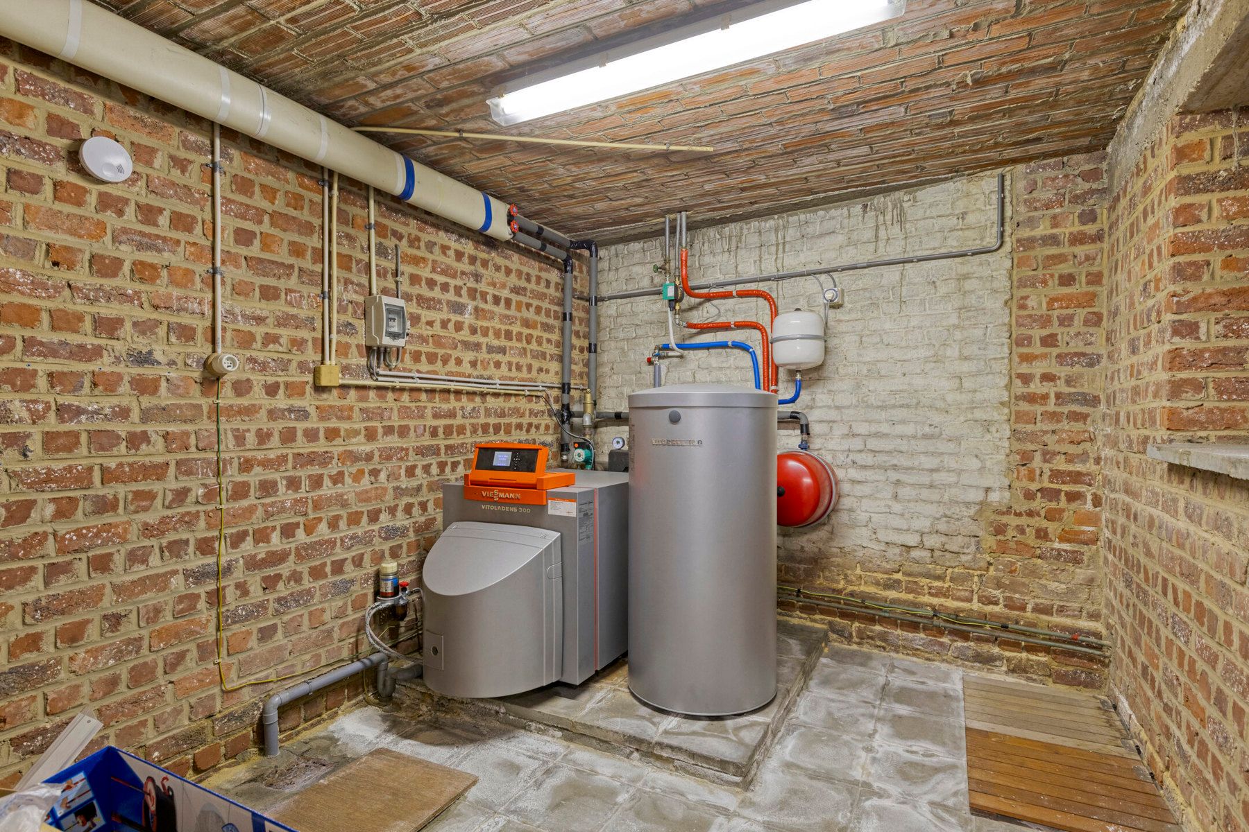 Bel-etage woning met enorm potentieel op 12a 38ca  foto 24