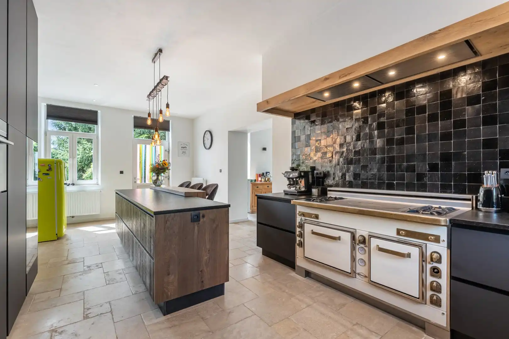 Karaktervolle gerenoveerde hoeve met 576 m² woonoppervlakte op 28a 02ca in Landen-Walshoutem. foto 15