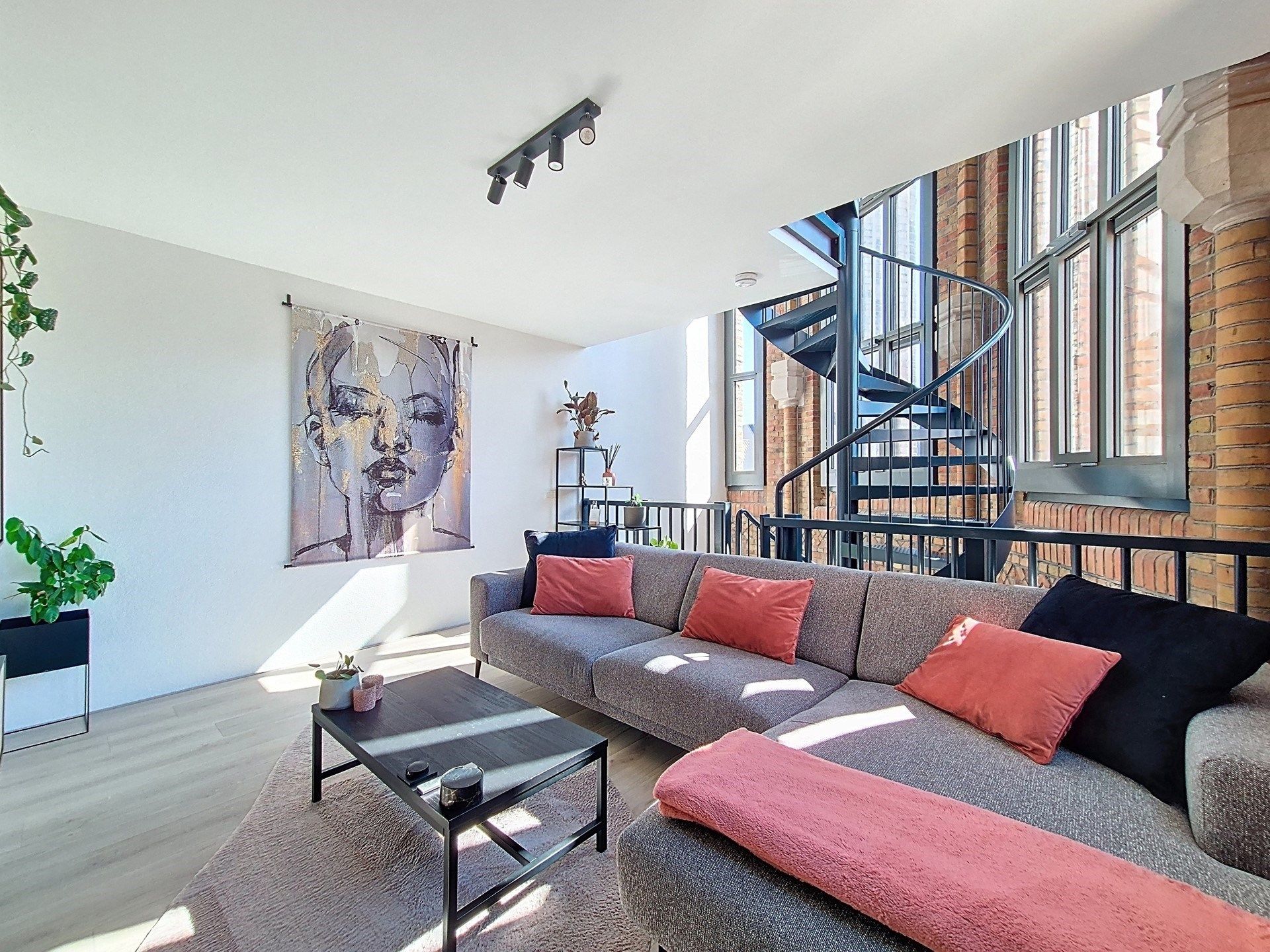 Uniek appartement met terras foto 7