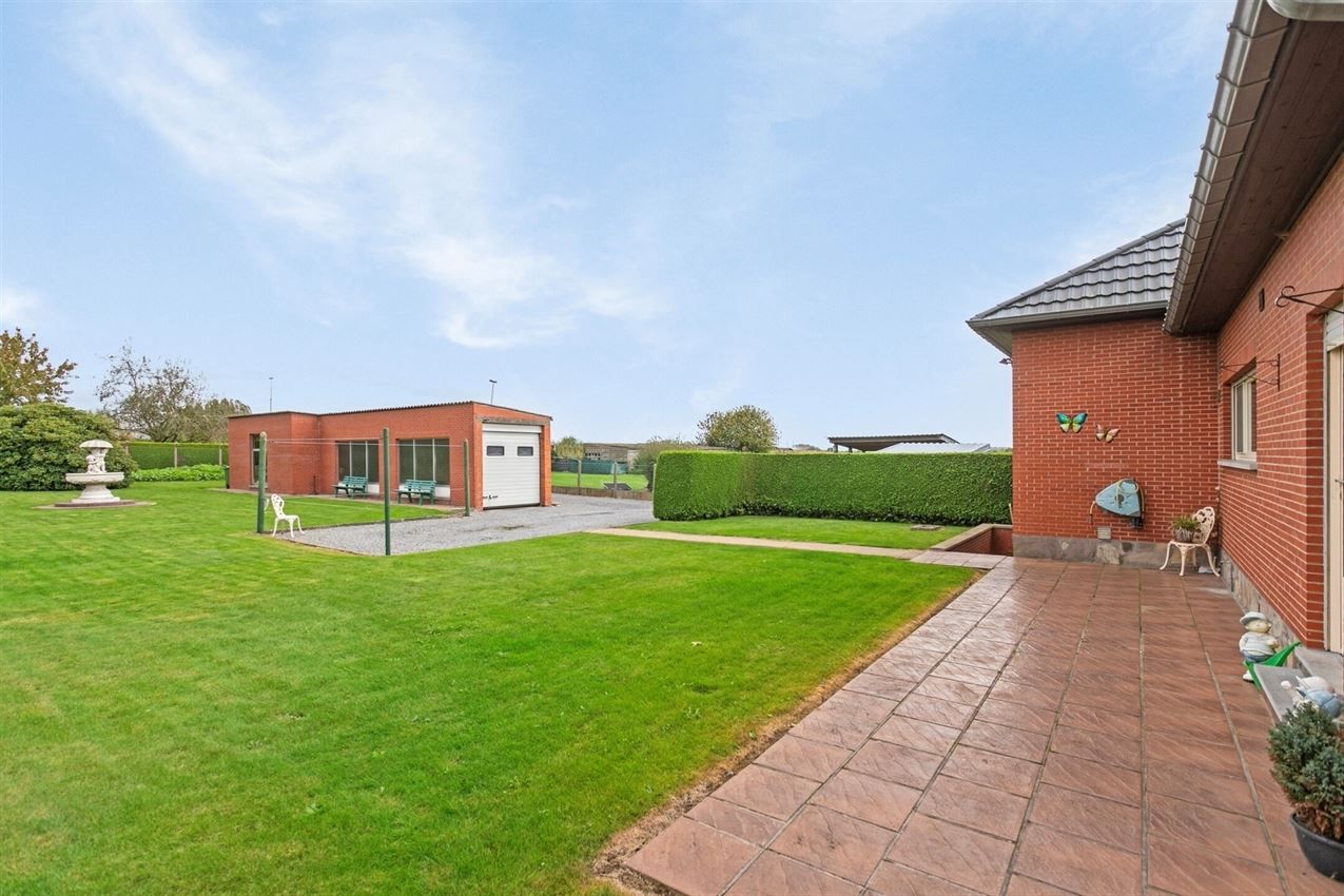Instapklare woning, 3slk, met weiland 52a foto 29