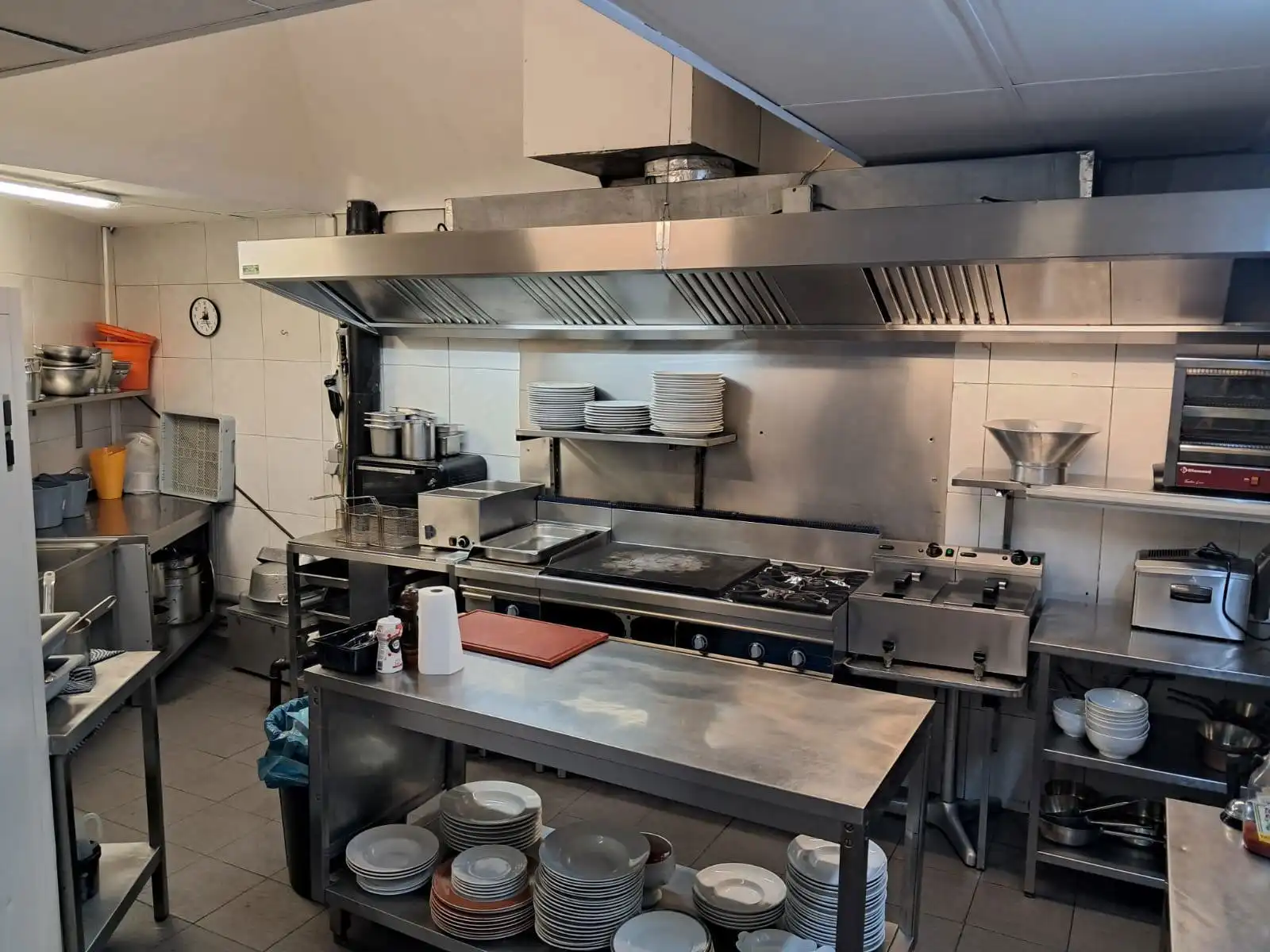 Handelsfonds te koop op iconische locatie te Antwerpen Zuid foto 7