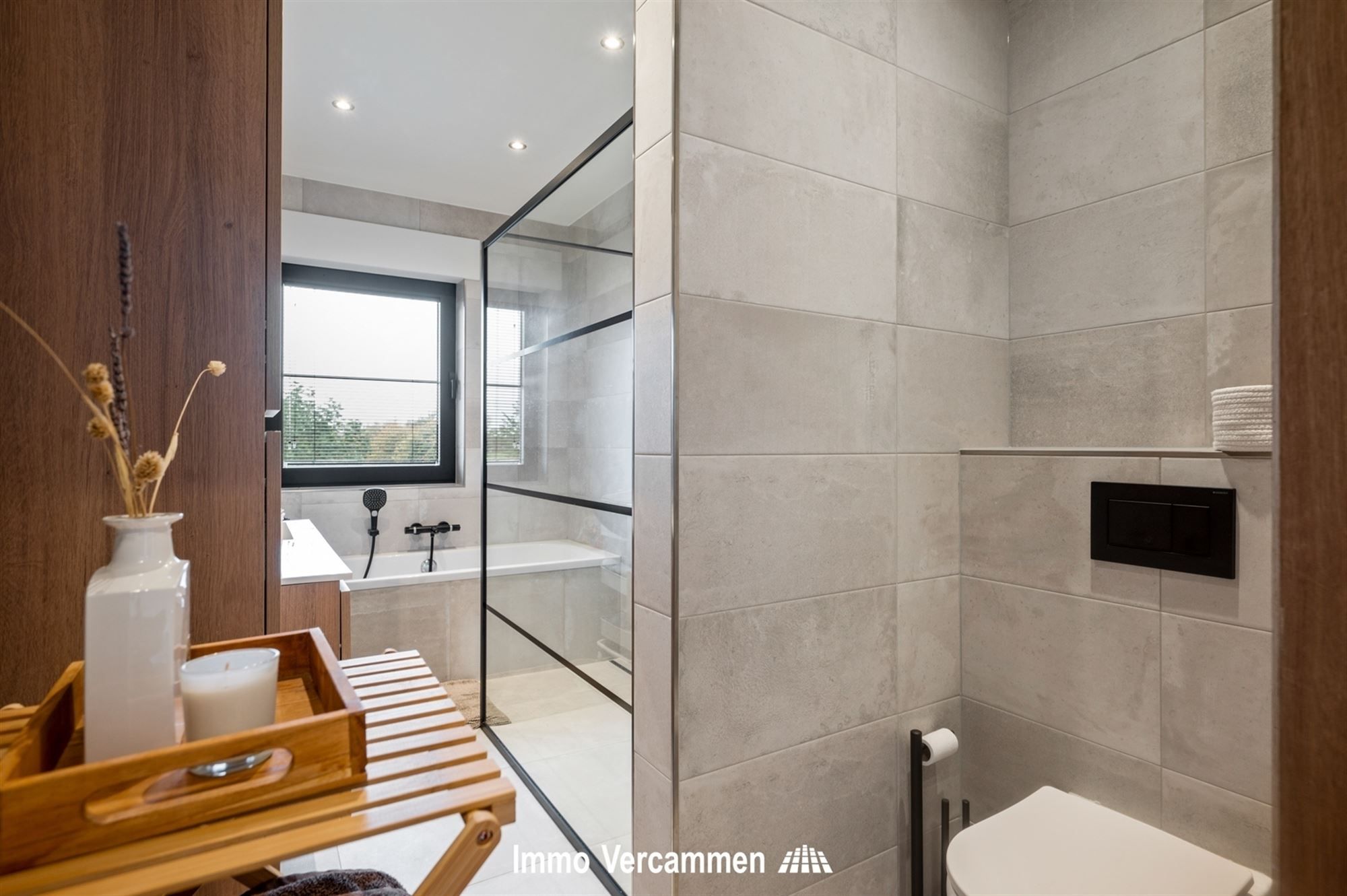 Kwalitatief afgewerkte woning, op een gunstige locatie te Duffel foto 14