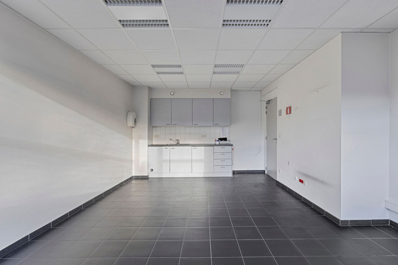 Uitstekend onderhouden gebouw voor gemengd gebruik foto 19