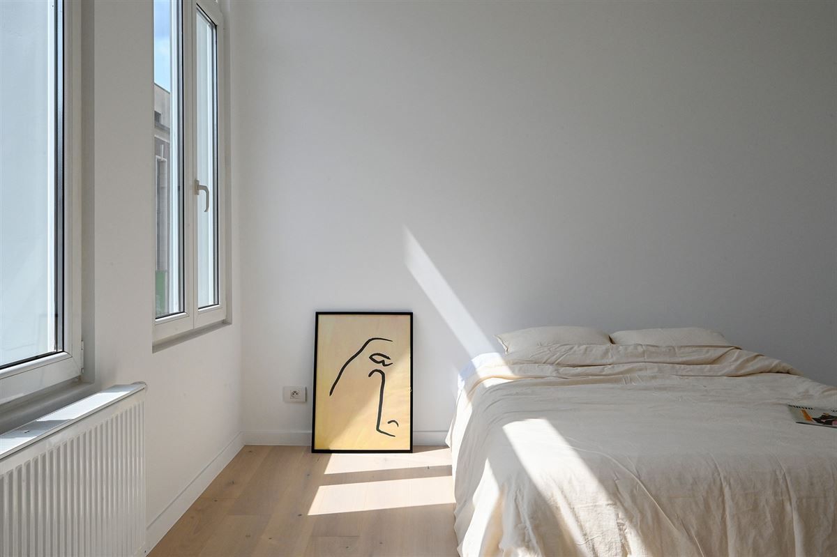 Volledig gerenoveerde opbrengsteigendom met 2 vergunde duplex-appartementen  foto 19